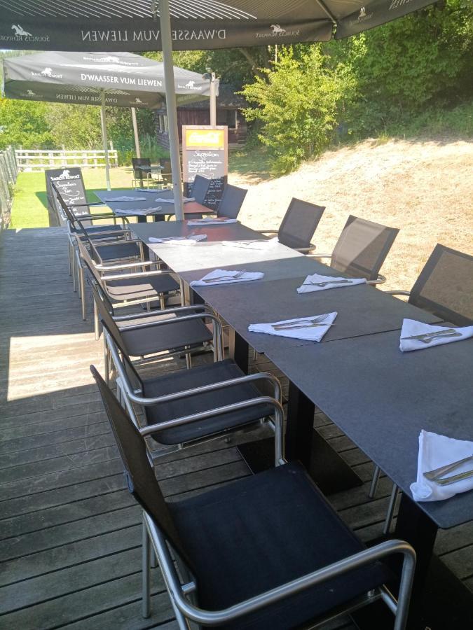 Rambrouch Hotel Restaurant L'Escale Du Bon Accueil מראה חיצוני תמונה